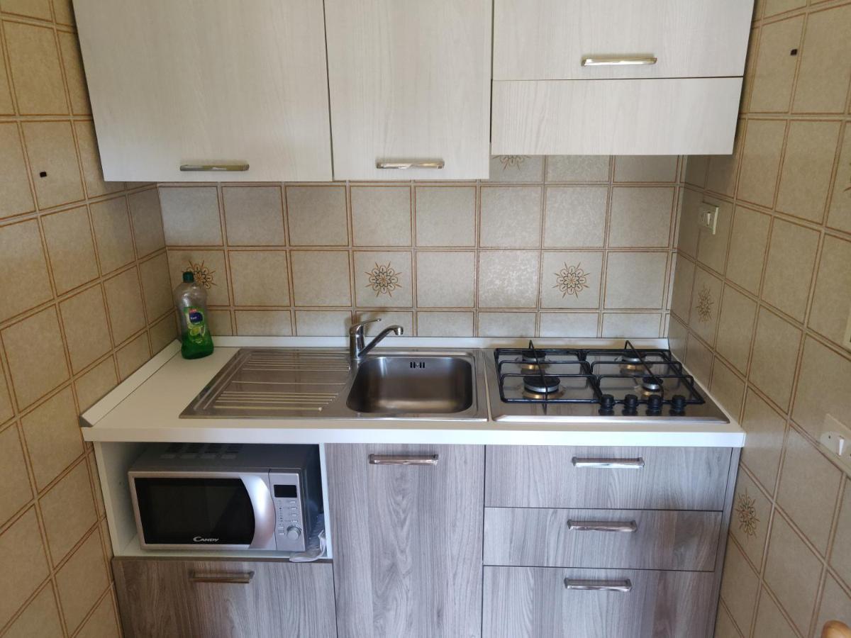 Apartamento Residenza Il Poggio San Bartolomeo Al Mare Exterior foto