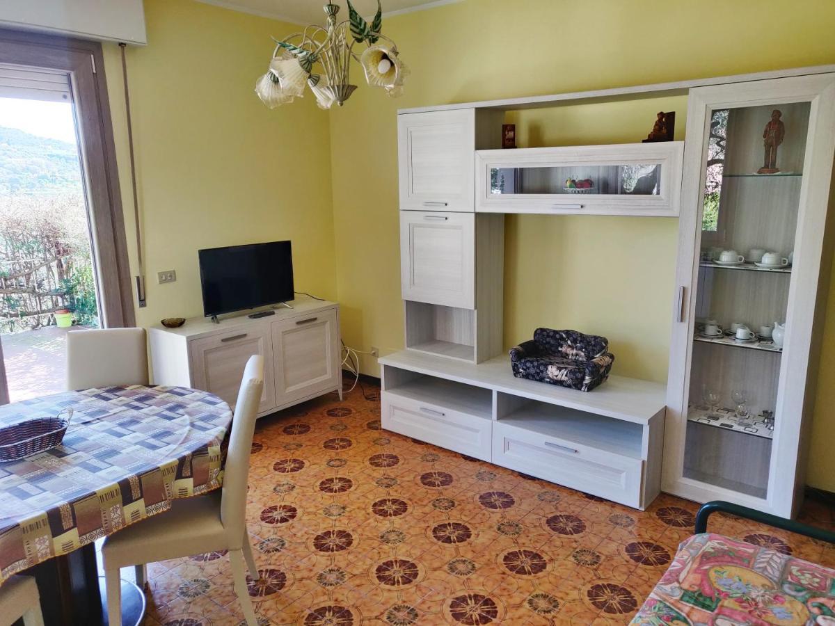 Apartamento Residenza Il Poggio San Bartolomeo Al Mare Exterior foto